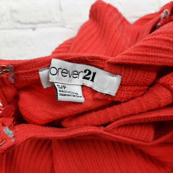 Bundle of 3 dresses - Picture 9 of 9